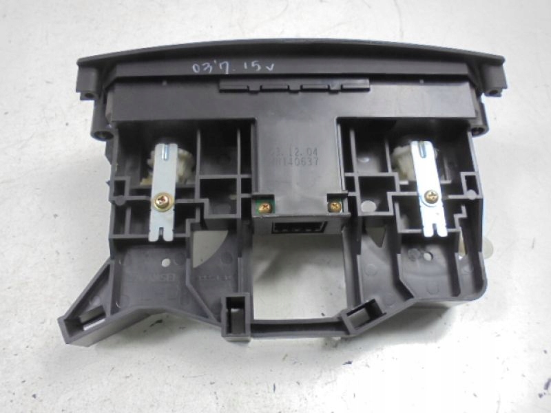 фото №3, Space star i dg панель обдув lift mn140637