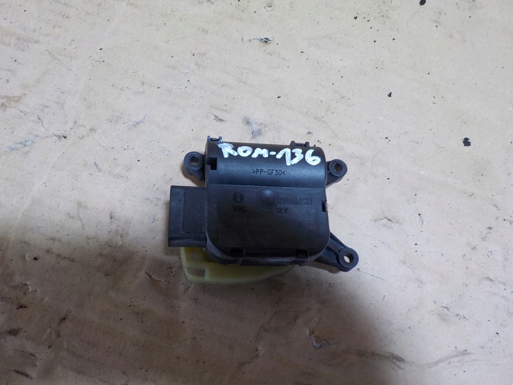 фото №1, Roomster моторчик отопителя 0132801357