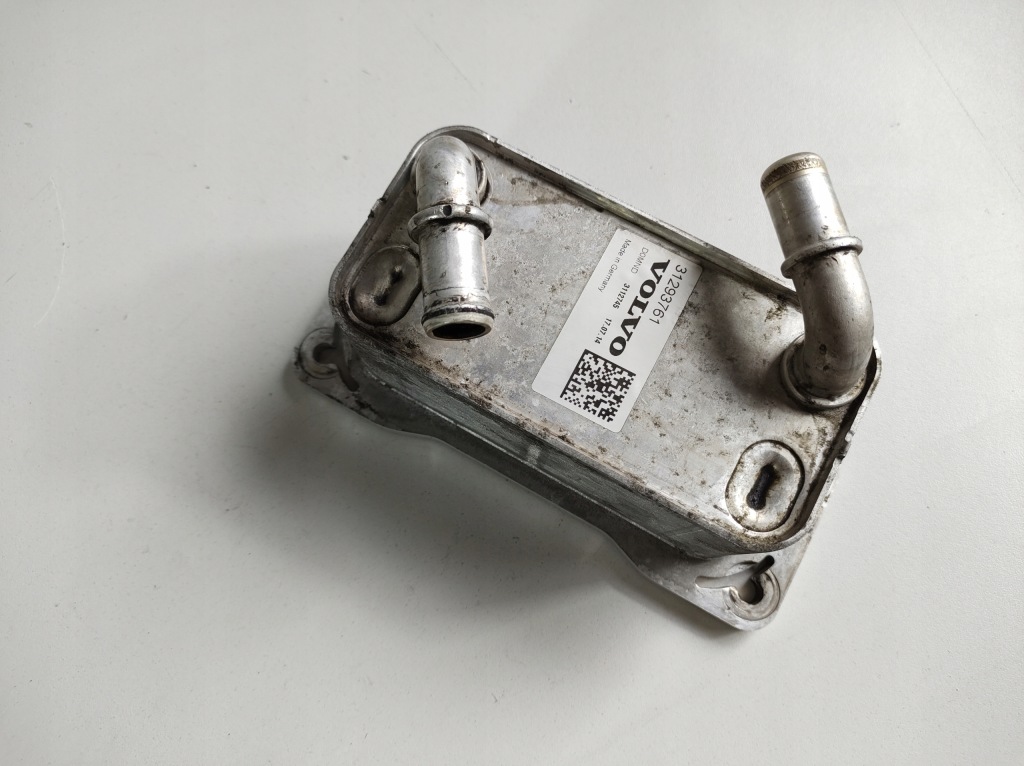 фото №9, Volvo v60 d4 13r- радиатор масла 31293761