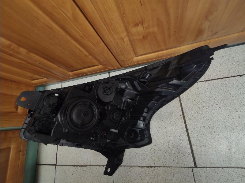 фото №9, Лампа передняя перед renault trafic iii 260105469r