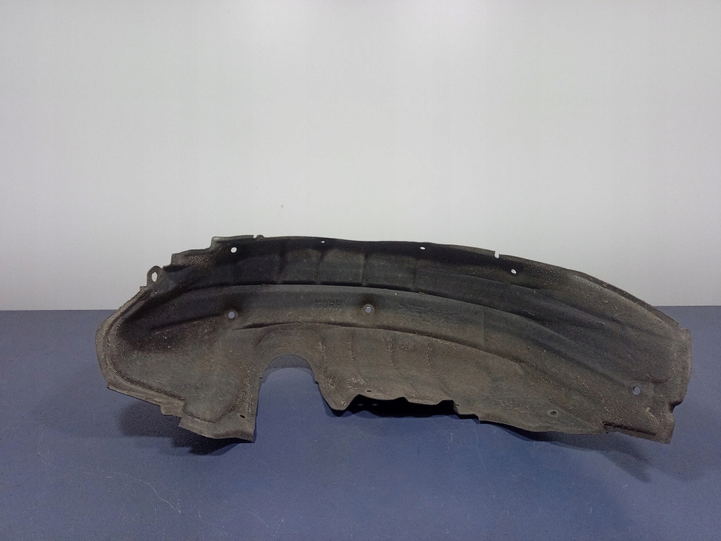 фото №1, Toyota auris ii e18 подкрылок правый задняя