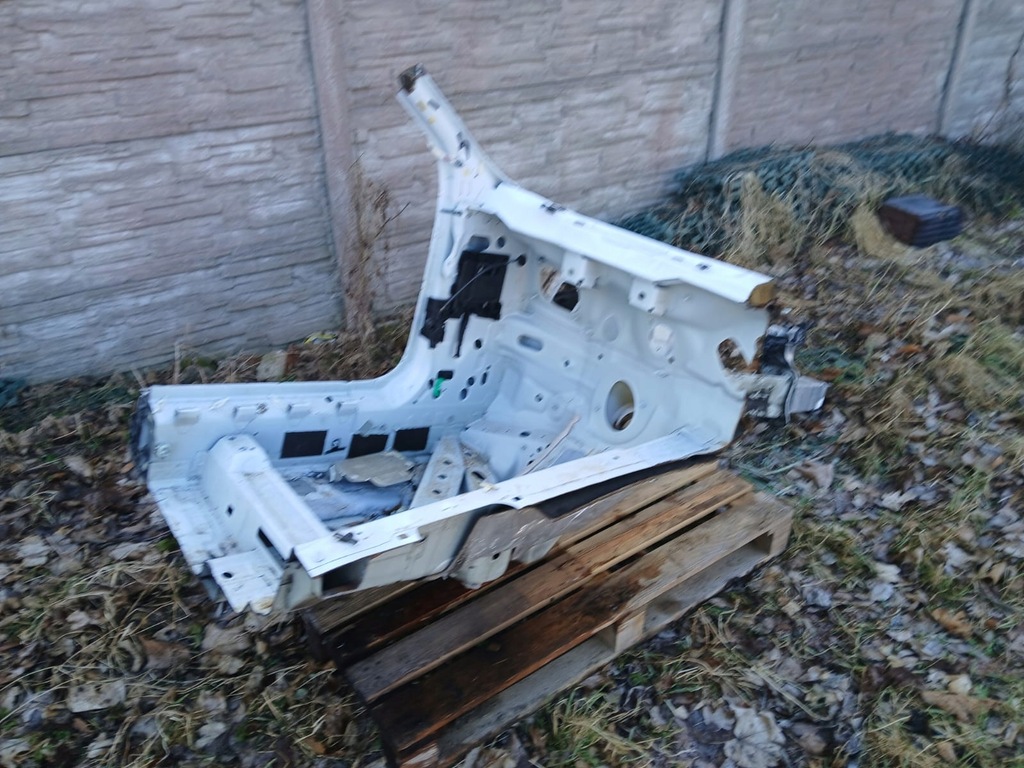 фото №10, Audi a5 s5 левая 8w 2018 coupe ls9r четверть перед обшивка