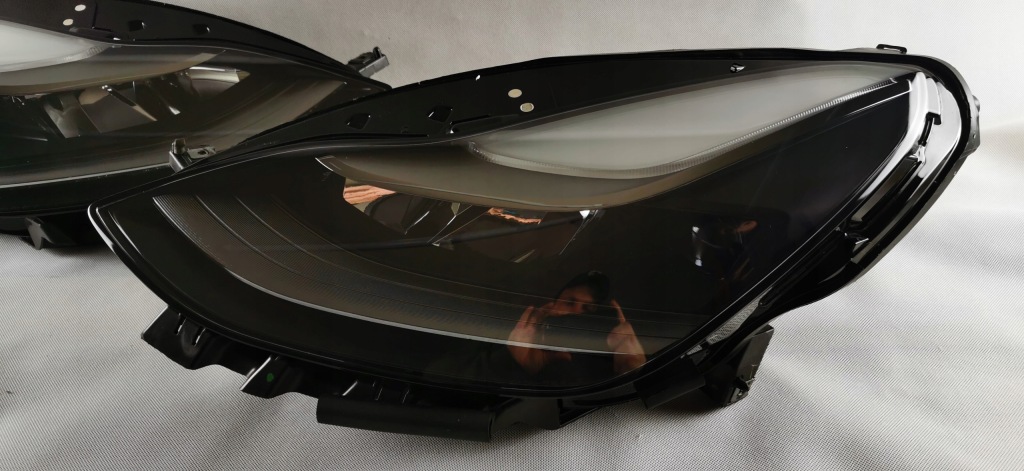 Tesla 3 рестайлінг  full led лівий праві фара фара Доставка