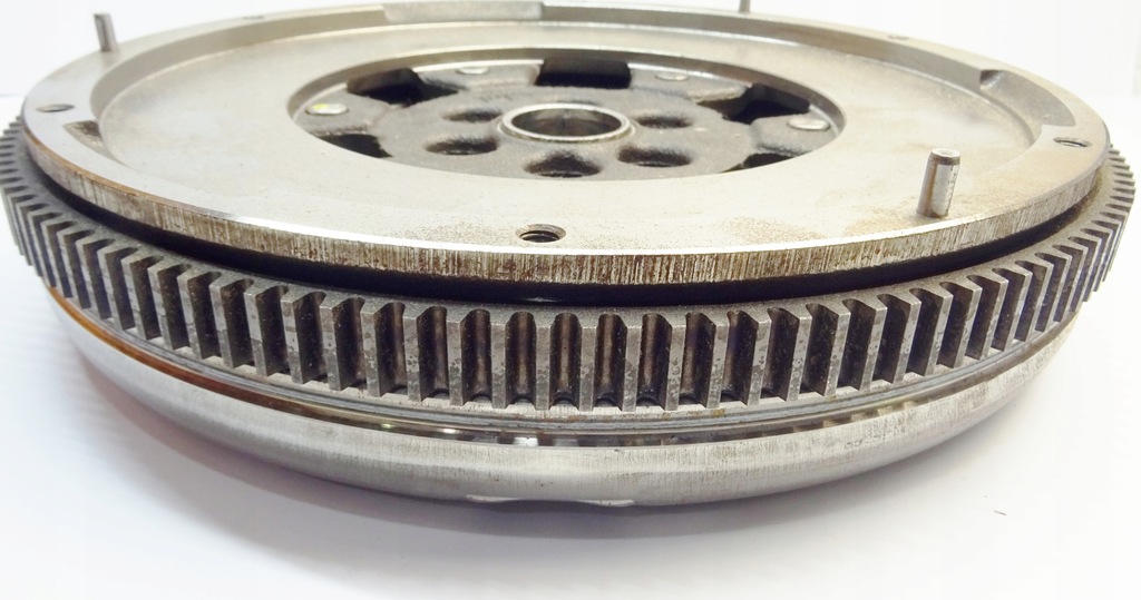 фото №14, Колесо двомасовий vw golf 5 2,0tdi 07