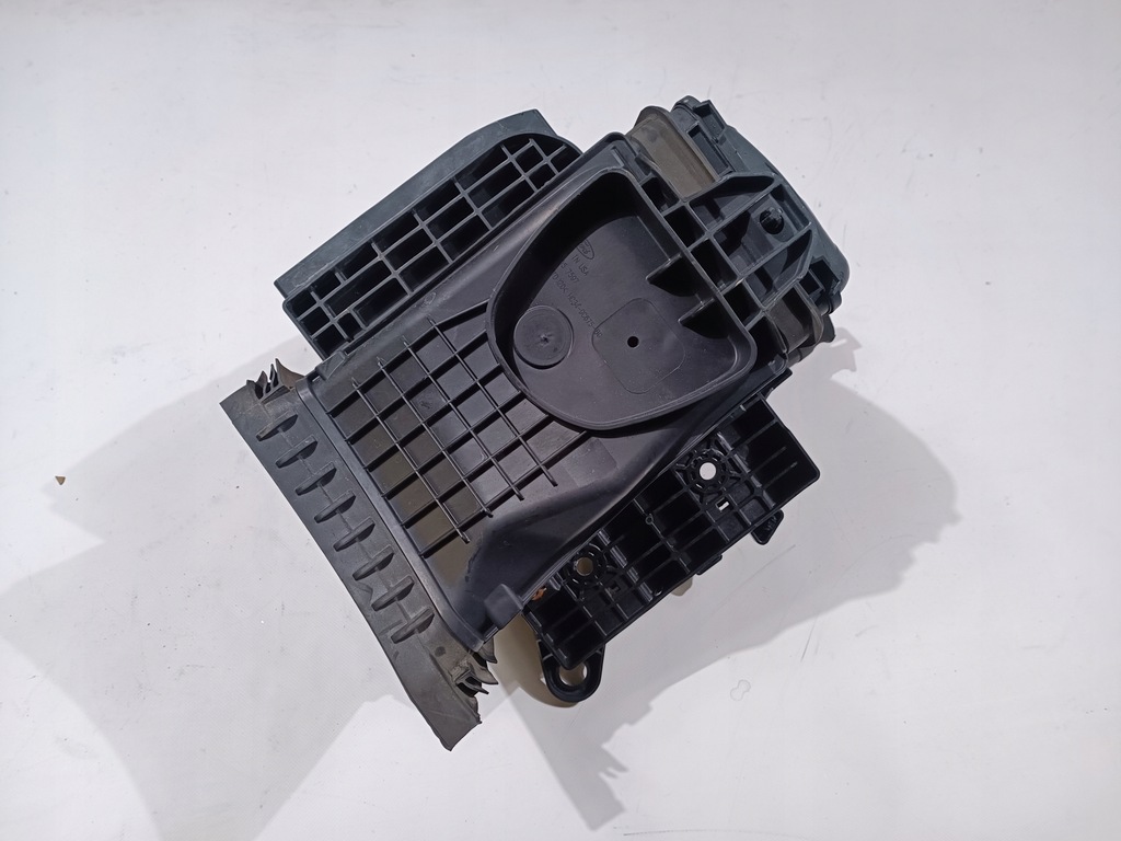 фото №8, Основание кронштейн аккумулятор впуск воздуха ford f350 6.7 2017-