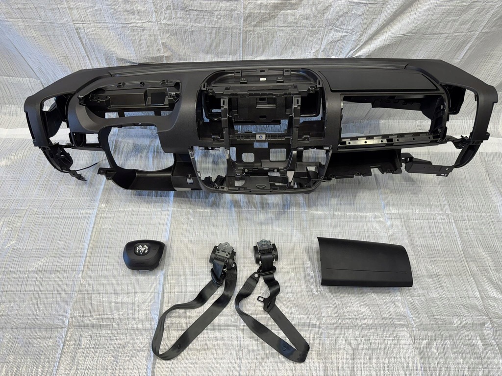 фото №1, Консоль панель приладів приладова подушка безпеки ремені fiat e ducato ram promaster