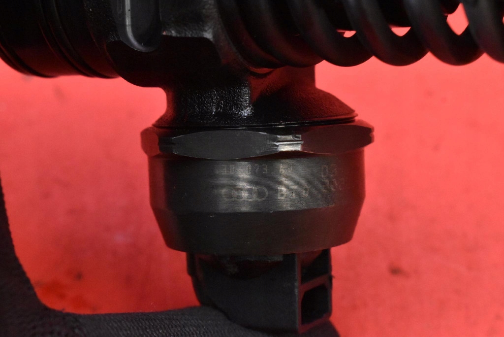 Інжектор насос-форсунка 038130073aj 0414720037 vw passat b5 1.9 tdi 130 km 00-05 Недорого