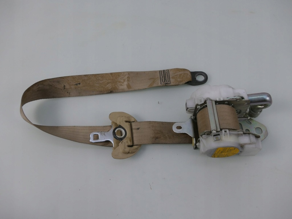 Купити Lexus is220 is 2 ремінь безпеки ліве перед