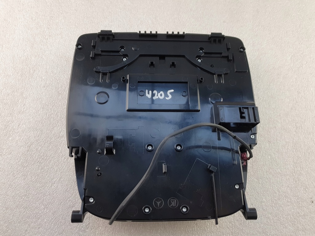 фото №7, Mercedes w205 панель лампа освещение a0009063106