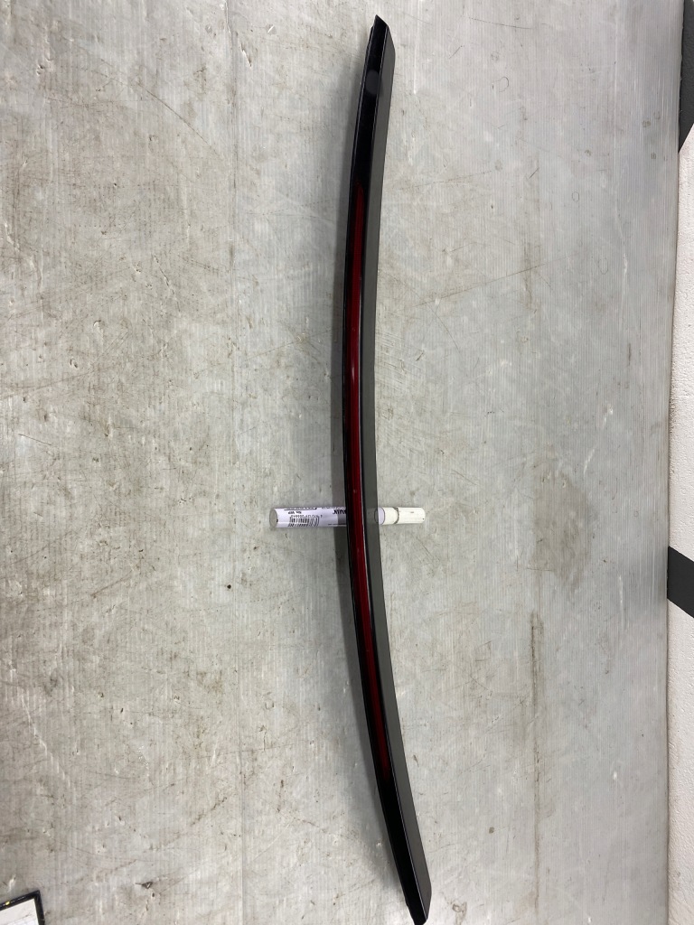 Купить Tesla x третий свет стоп крышка багажника задний  1034340-00