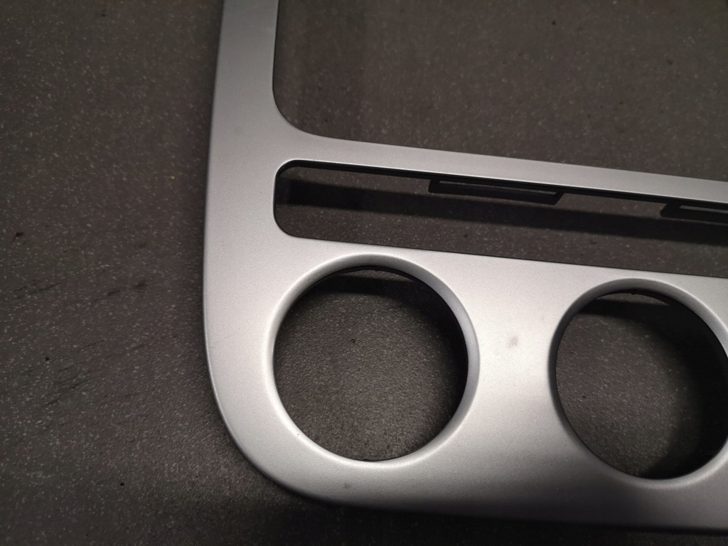 фото №5, Рамка защита консоли vw scirocco 1q0858071f