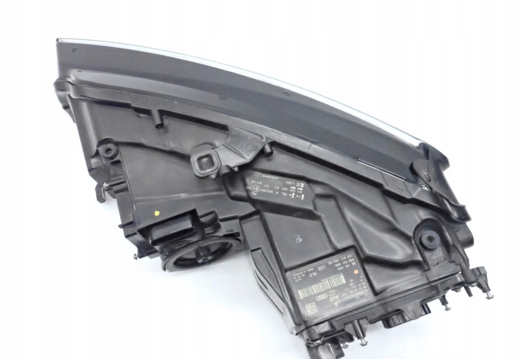 Фара правый  matrix led рестайлинг  audi a8 d4 4h0941036 с Разборки