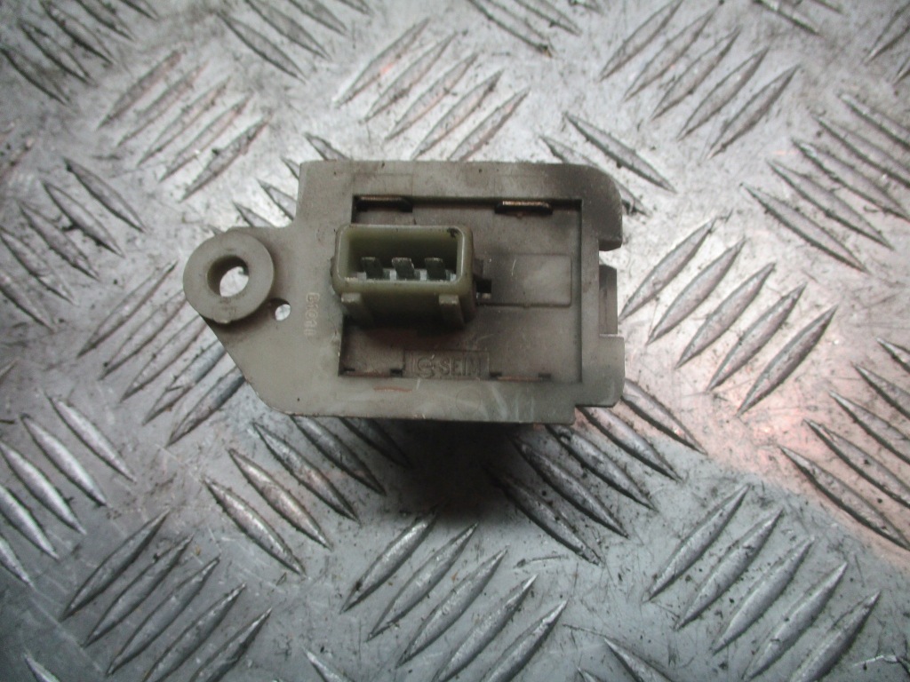 фото №1, Резистор вентилятора радиатора citroen c5 i 2.0 9641212680