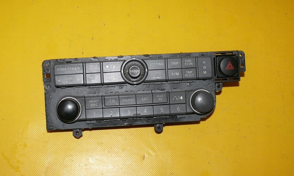 фото №2, Панель управление радио радио nissan quest iii