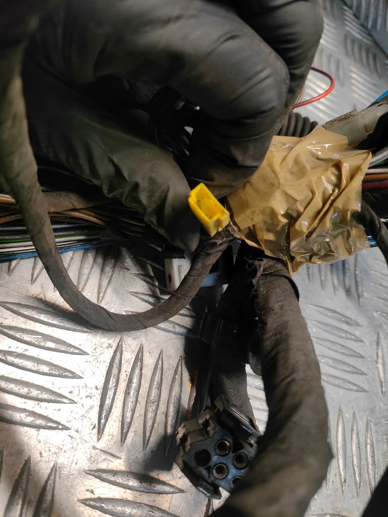 фото №13, Bmw e38 жгут электропроводка дверь левый перед