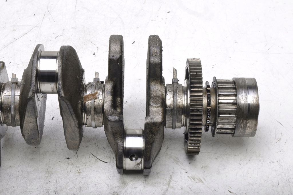 Peugeot 2008 2 1.2 thp 114kw 155km wał колінчастий hnn hnj hnr Недорого