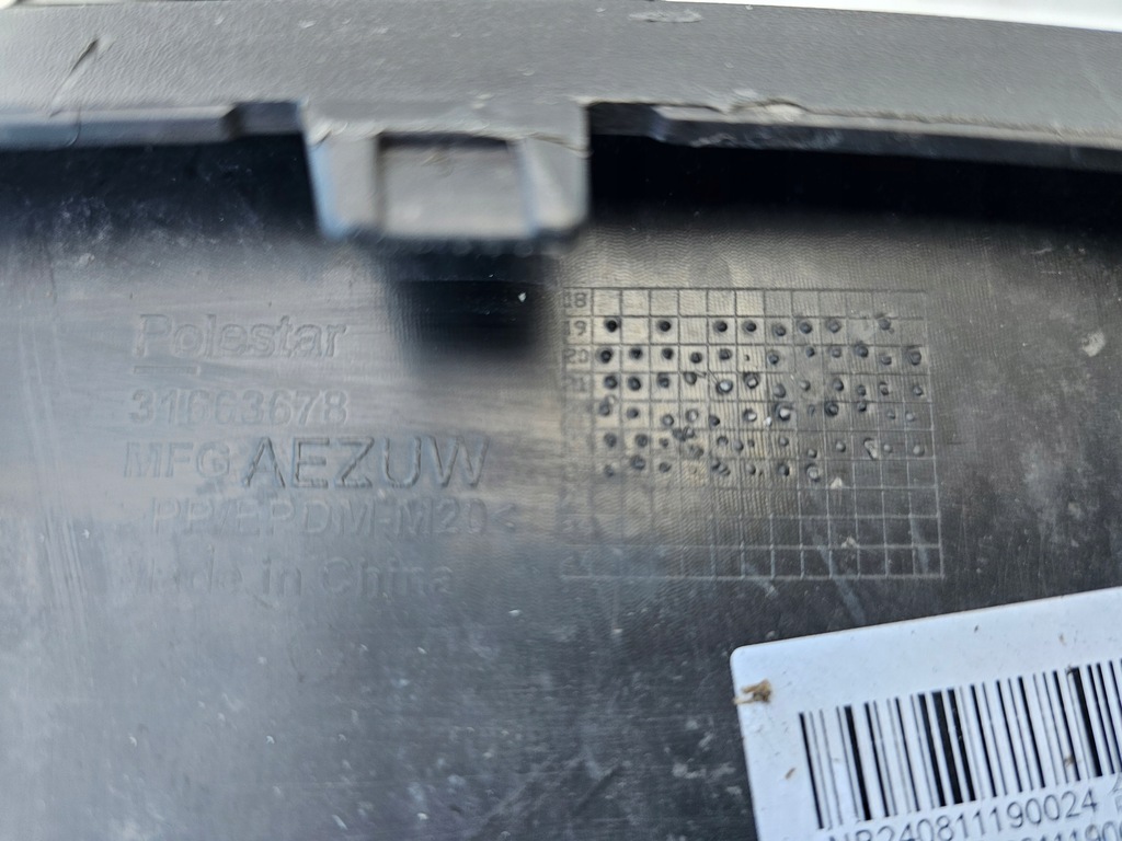 фото №12, Dół бампера спойлер молдинг бампер polestar ii 2 2020- перед передній