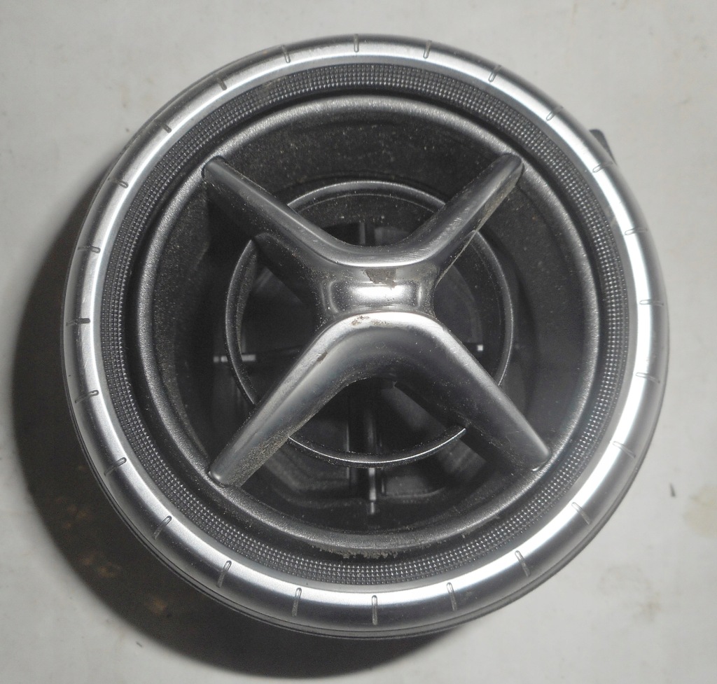 фото №1, Mercedes cla w117 c117 решітка обдув a1178300554