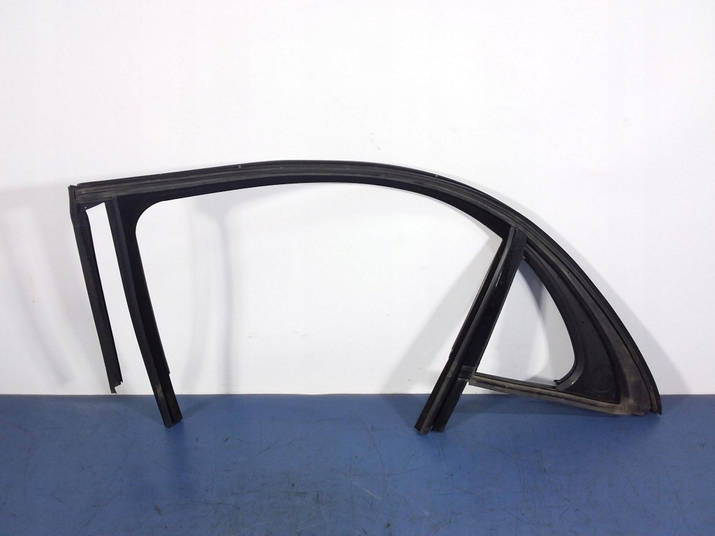 фото №1, Mercedes s w222 long прокладка рама дверь левый задняя