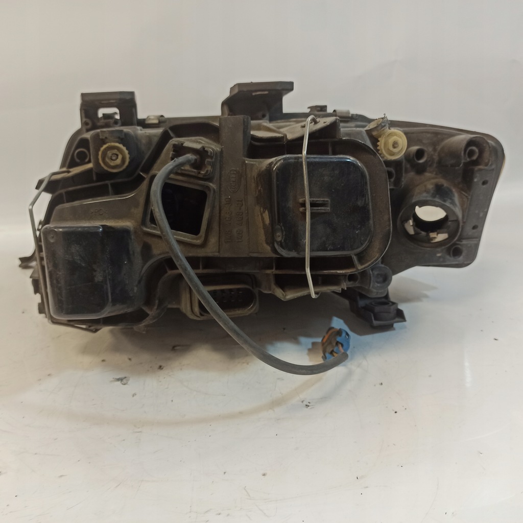 фото №7, Audi a6 c5 лампа правая перед передняя 148468-00 148466-00