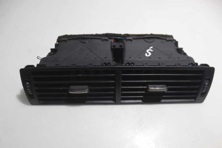 фото №3, Решётка обдув средняя audi a4 b6