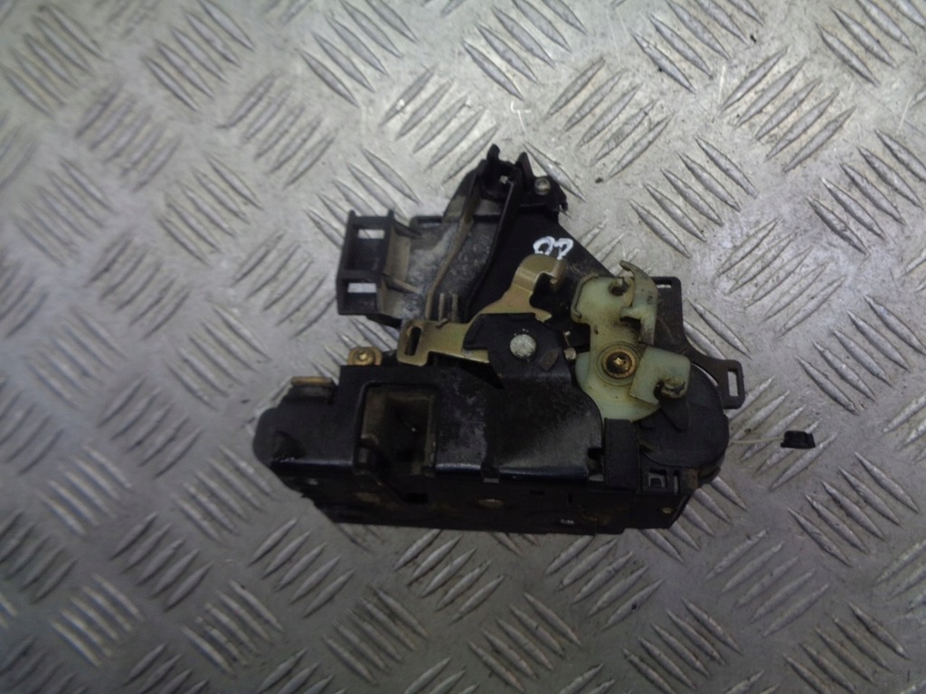 фото №1, Замок двері правий перед skoda fabia i