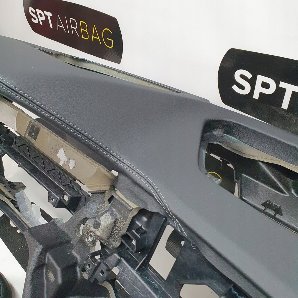 фото №5, Bmw seria 3 g20 g21 панель приладів консоль подушки безпеки ремені подушка безпеки