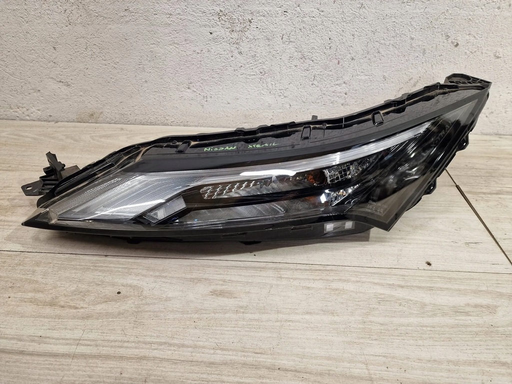 фото №1, Лампа nissan x-trail t33 full led ліва перед