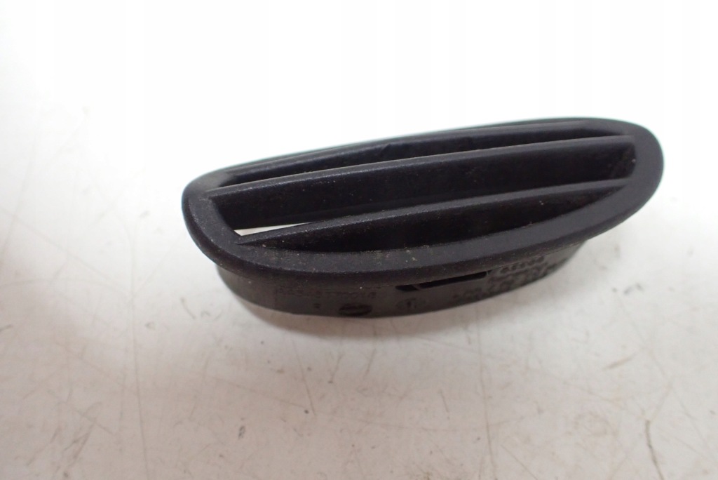 фото №1, Решітка обдув права smart forfour i 454 a4548370018 jc11150