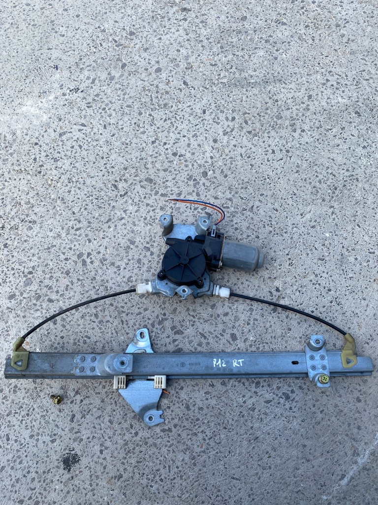 фото №1, Nissan primera p12 2.0 подъемник стекло правый задняя