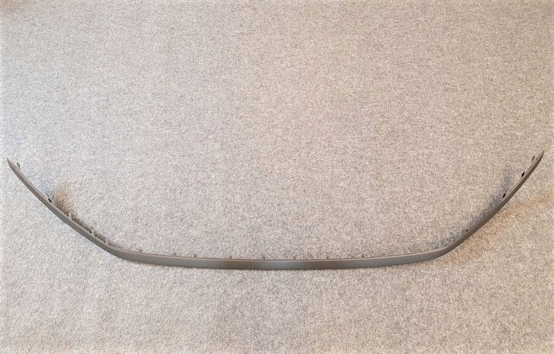 фото №1, Audi q8 s line 4m8807791a молдинг бампера перед оригинальный номер