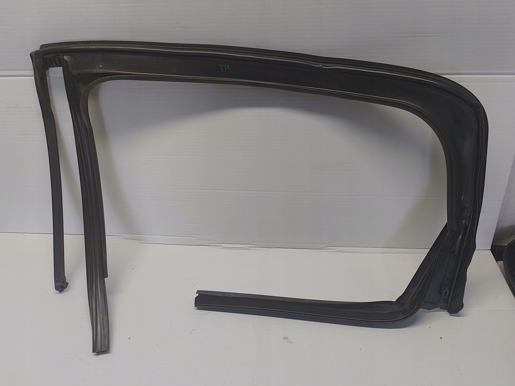 фото №2, Прокладка дверь задняя правый mini countryman r60