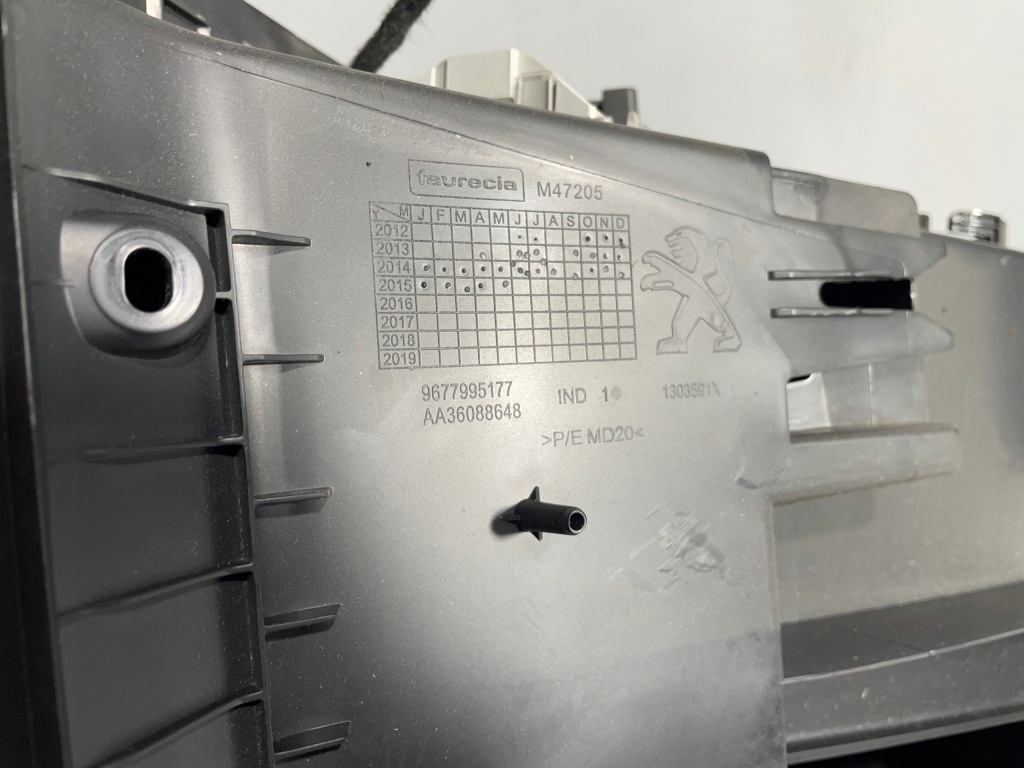 фото №7, Peugeot 308 ii 2 t9 бардачок пасажира 9677995177 europa оригінал