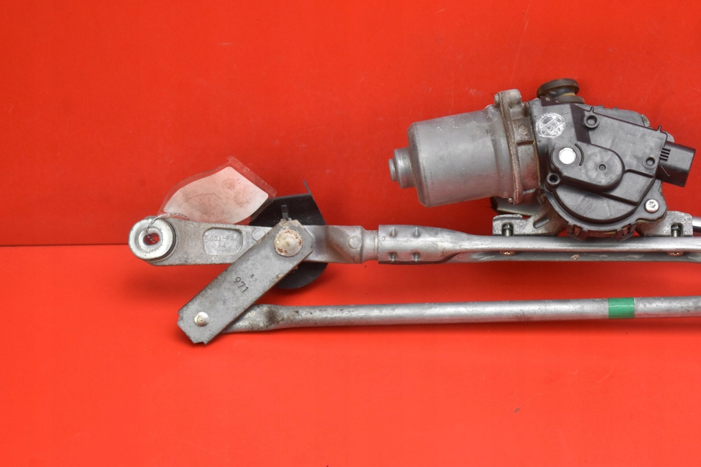 фото №8, Механизм моторчик дворник перед eu 85110-06190 toyota avalon xx40