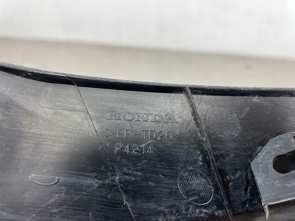 фото №12, Накладка молдинг лампи ліва права задня honda legend p4214