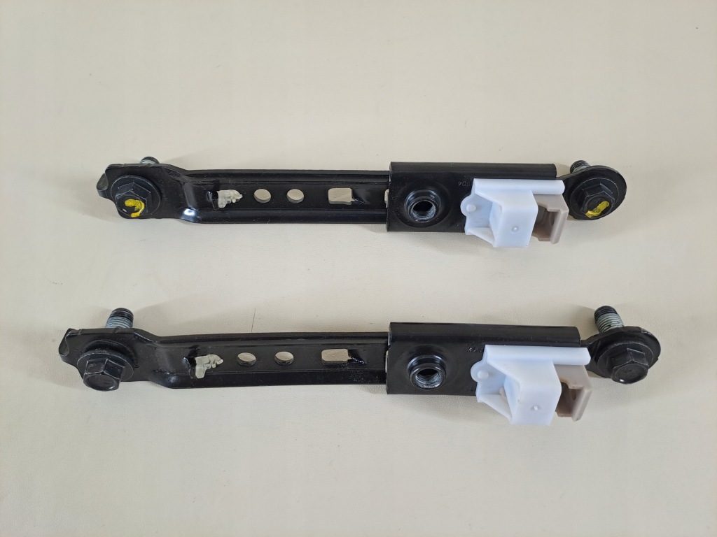 фото №1, Ползунок регулировки высоты поперечина безопасности hyundai i30 iii 3 lift 22r