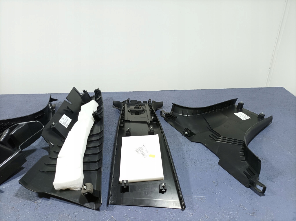 фото №9, Volvo xc40 i lift комплект захист накладки бокових bok правий 31457497