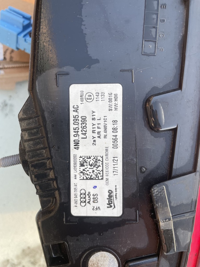 фото №11, Audi a8 s8 d5 lift накладка лампа задняя задняя w крышка 4n0945095ac