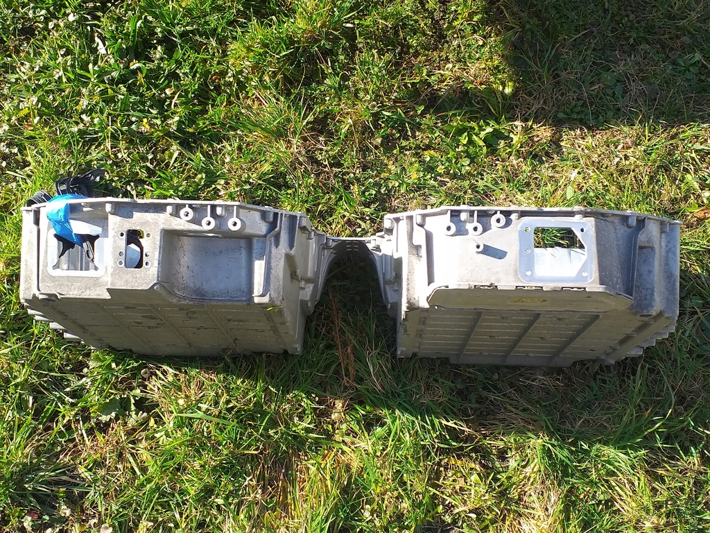 фото №15, Bmw g12 g30 корпус захист акумулятор 8614092 + прокладка