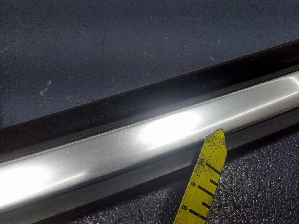 фото №7, Mercedes glc x253 прокладка напрямна скло двері лівий задня p379002 149