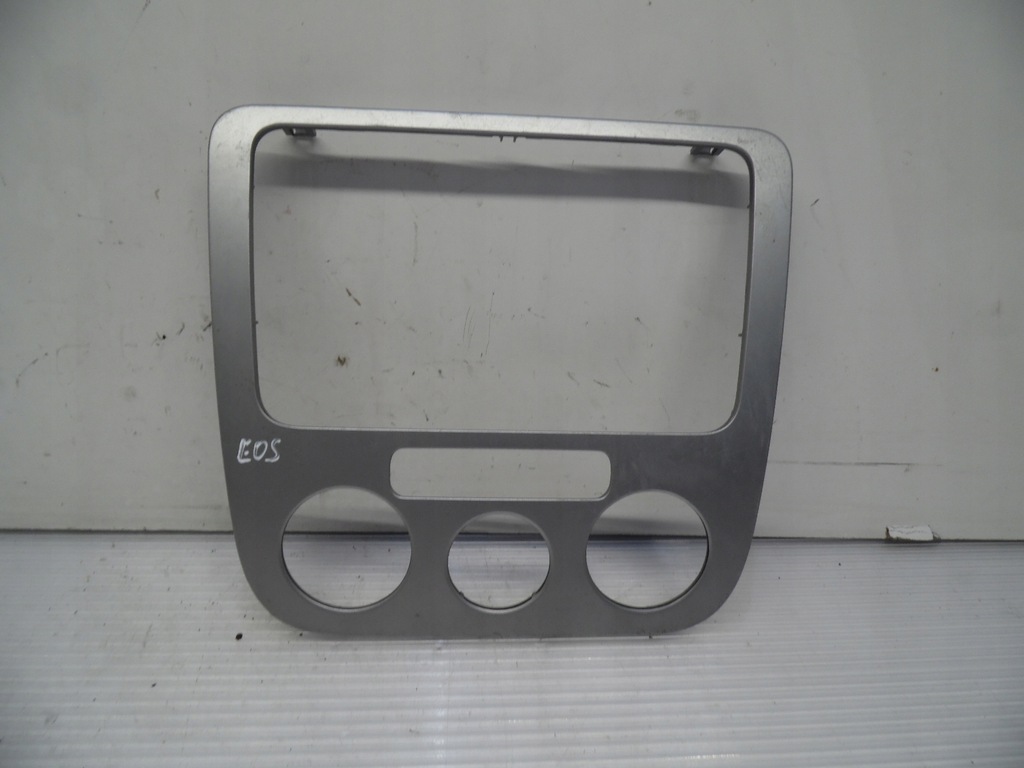 фото №1, Рамка dekor радио volkswagen eos