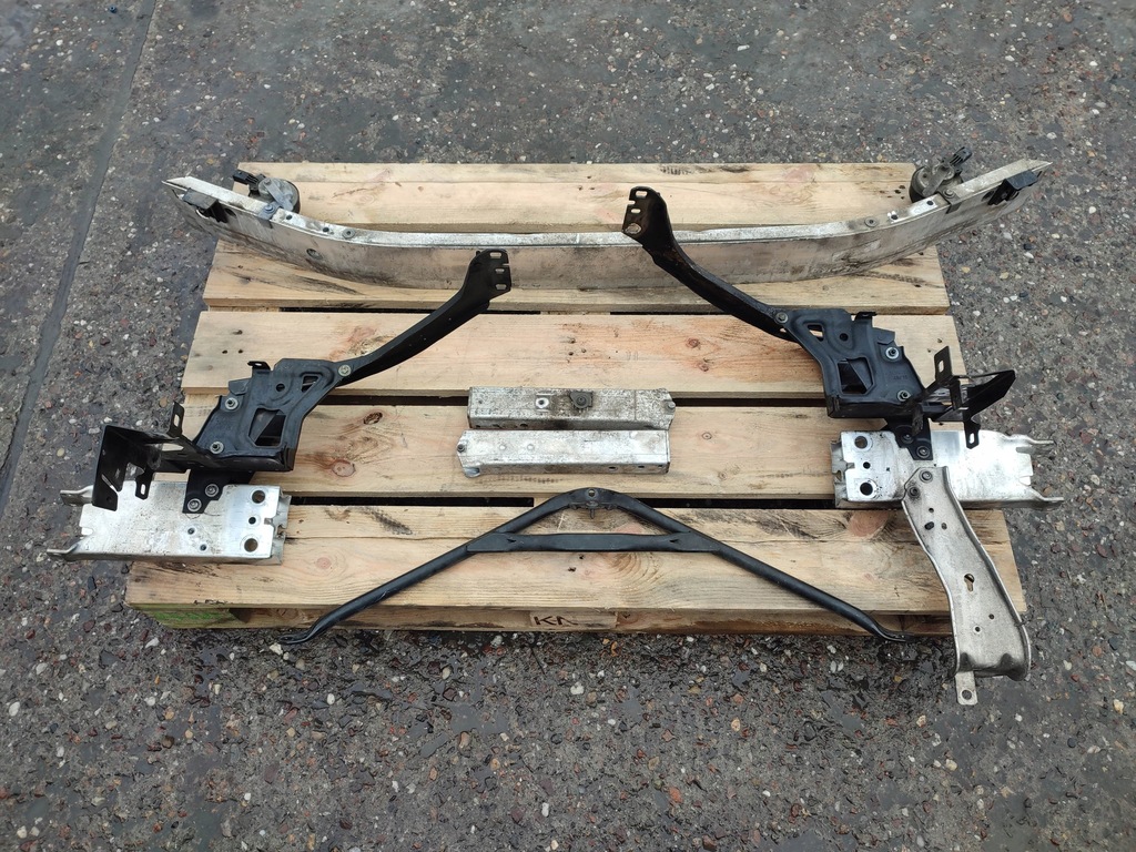 фото №1, Bmw f46 pas передній елементи балка панель фари комплект