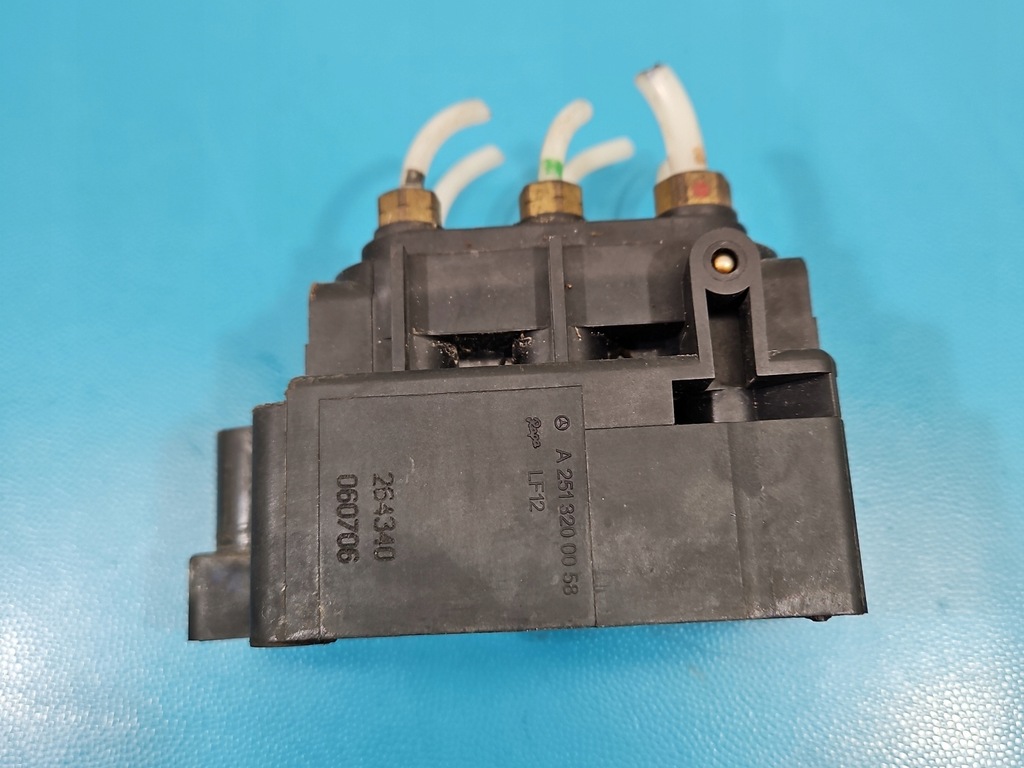 фото №4, Распределитель подвеска airmatic mercedes ml w164 2005-