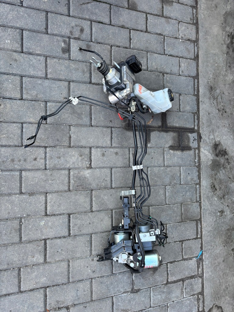 фото №7, Усилитель тормозов насос тормозная 47210-10430 насос abs toyota chr 113040 41570