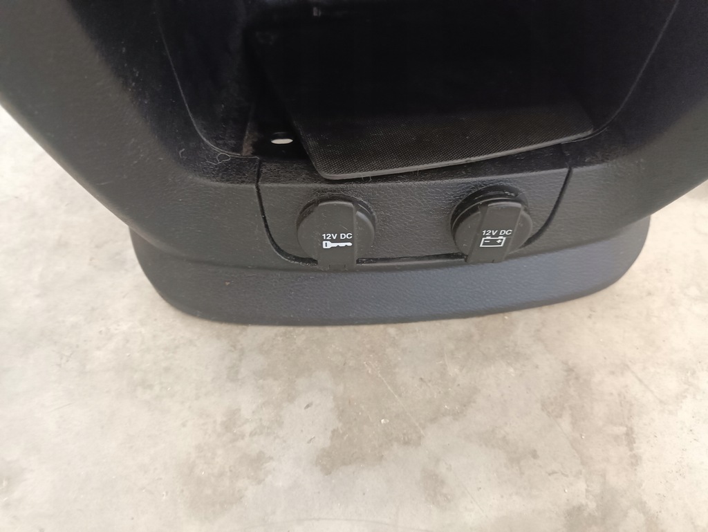 фото №7, Dodge grand caravan туннель средний консоли