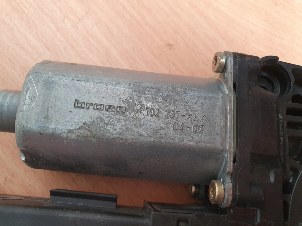 фото №9, Моторчик підйому скло перед audi a8 d3