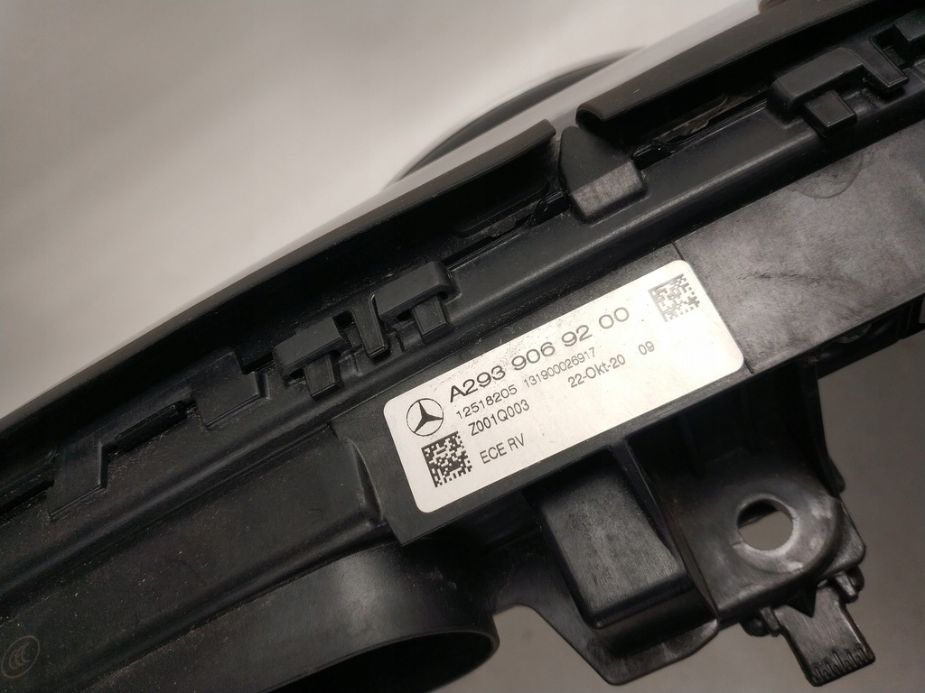 фото №14, Mercedes eqc w293 решётка радиатора двигателя решётка радиатора эмблема+ лампа свет led