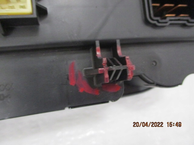 фото №8, Kia sportage iii панель кондиционера 97250-3u200