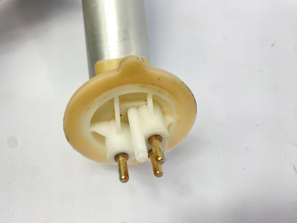 Датчик уровня топлива mercedes 190 w201 2015420504 Доставка