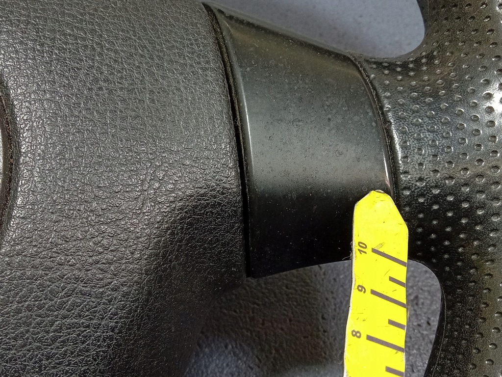 фото №5, Mazda 2 dy воздуховод трёхспицевая мультифункция